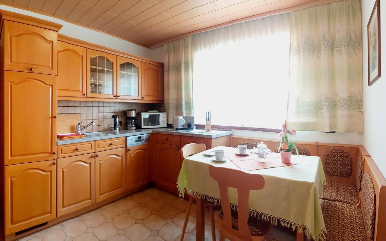 Bungalow & Apartments "Am Deber" Velden - Augsdorf เวลเดน อัม เวิร์ทเทอร์ซี ภายนอก รูปภาพ