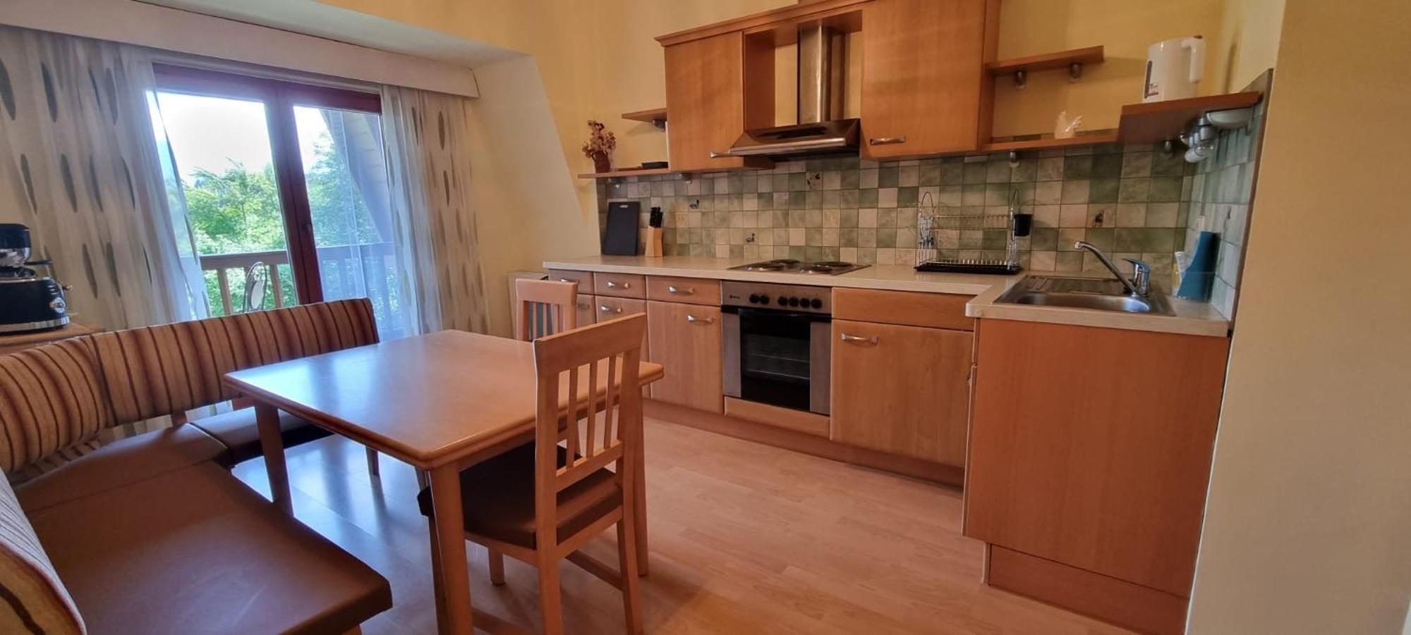 Bungalow & Apartments "Am Deber" Velden - Augsdorf เวลเดน อัม เวิร์ทเทอร์ซี ภายนอก รูปภาพ